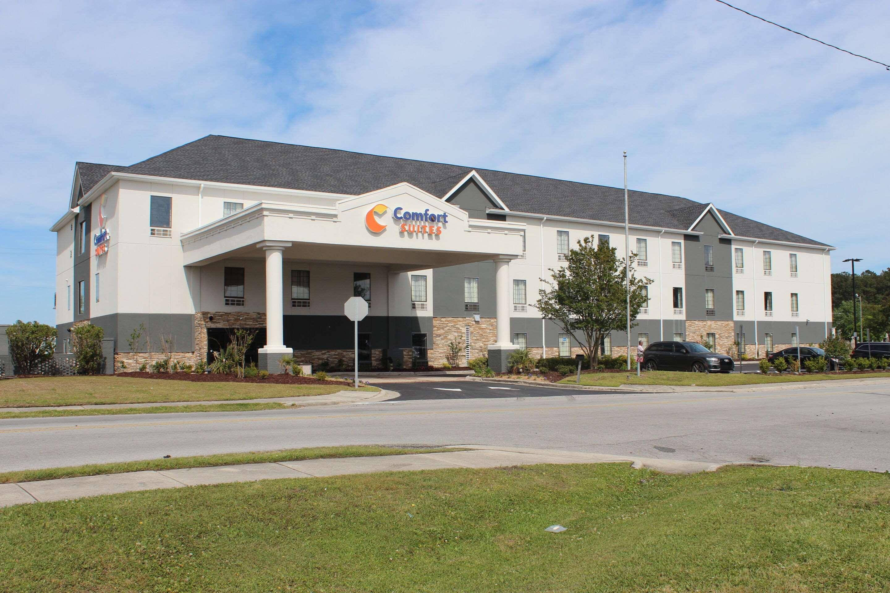 Comfort Suites Near Camp Lejeune Jacksonville Exterior photo